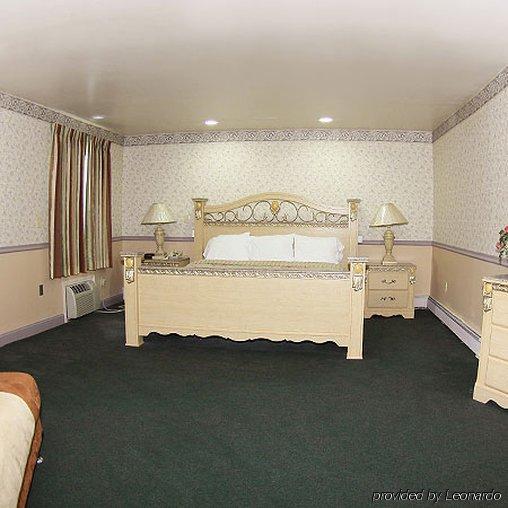 The Parsippany Inn And Suites Morris Plains Habitación foto
